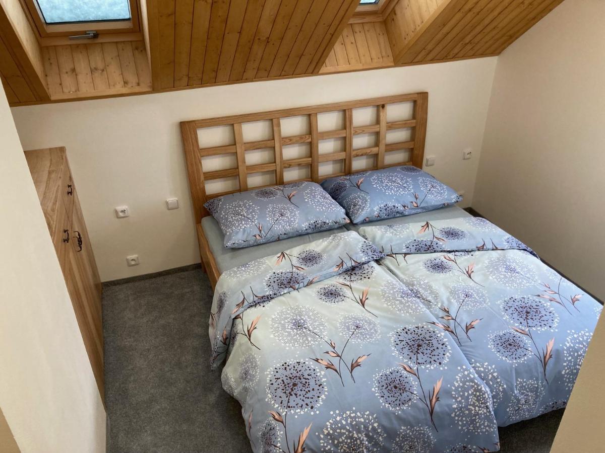 Strelenka Holiday home